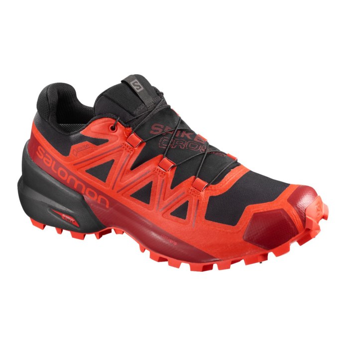 Кроссовки Salomon Spikecross