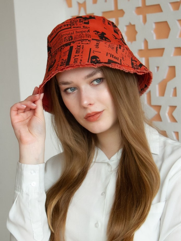 Панама женская модная