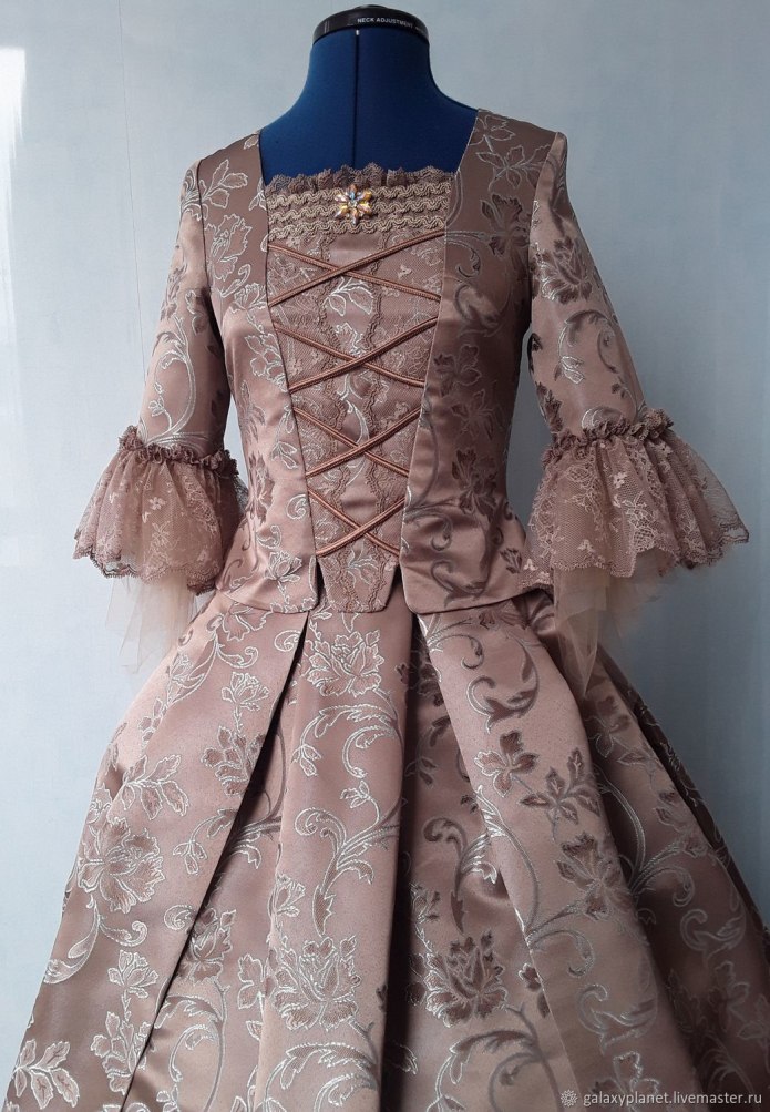 Дворянское платье 1866