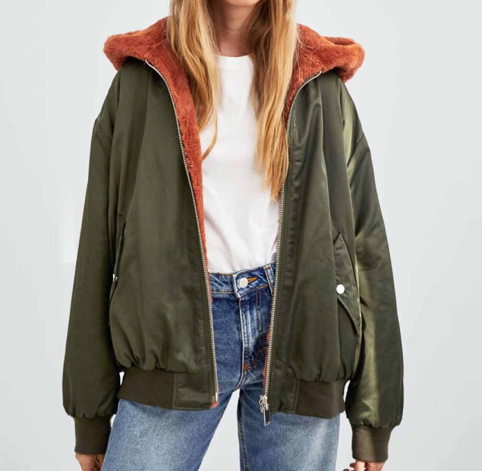 Бомбер Zara зеленый