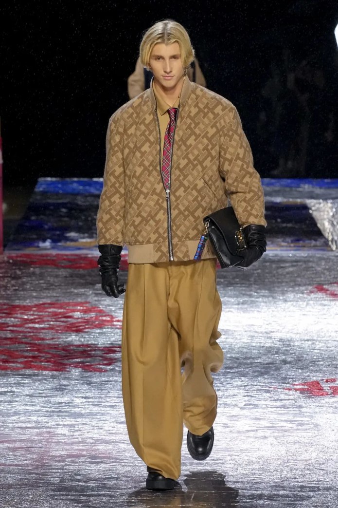 Шуба Valentino каракуль 2020