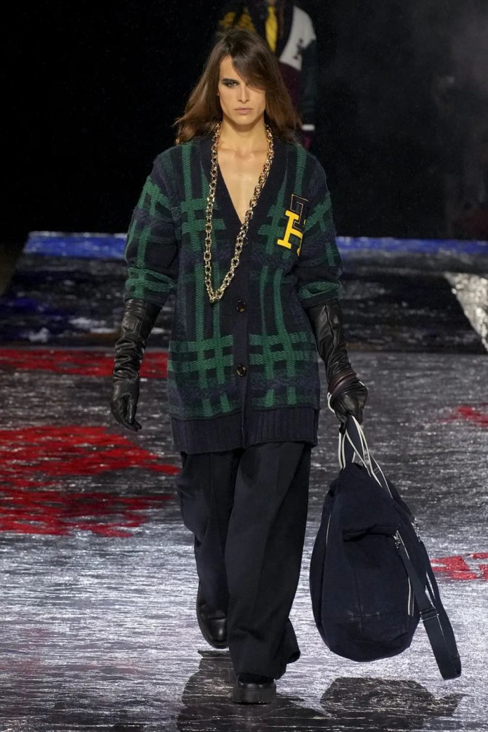 Коллекция Армани осень зима 2022