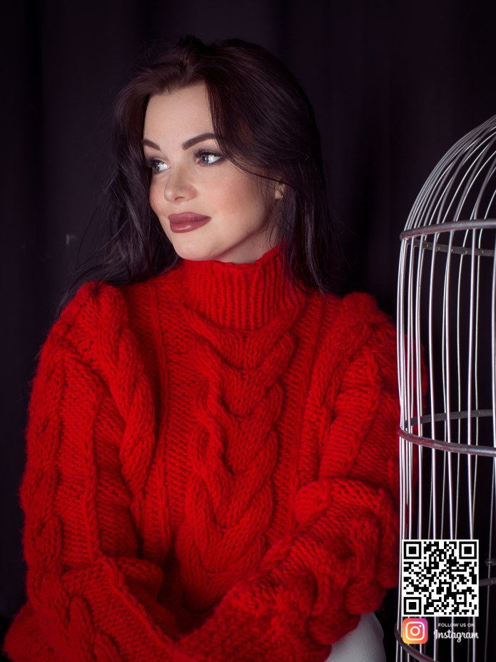 Женский джемпер Escada красный