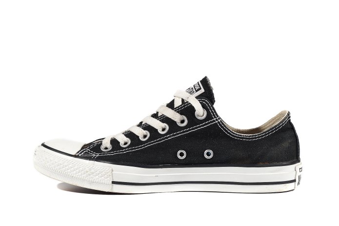Converse Chuck Taylor move
