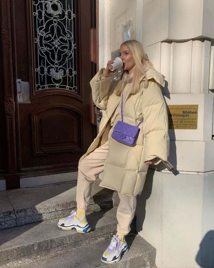 Moncler пуховики 2019 stilnye zhenskie Puhoviki