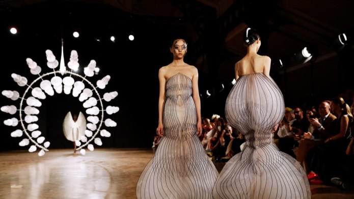 Неделя высокой моды в Париже (Paris Haute Couture week)