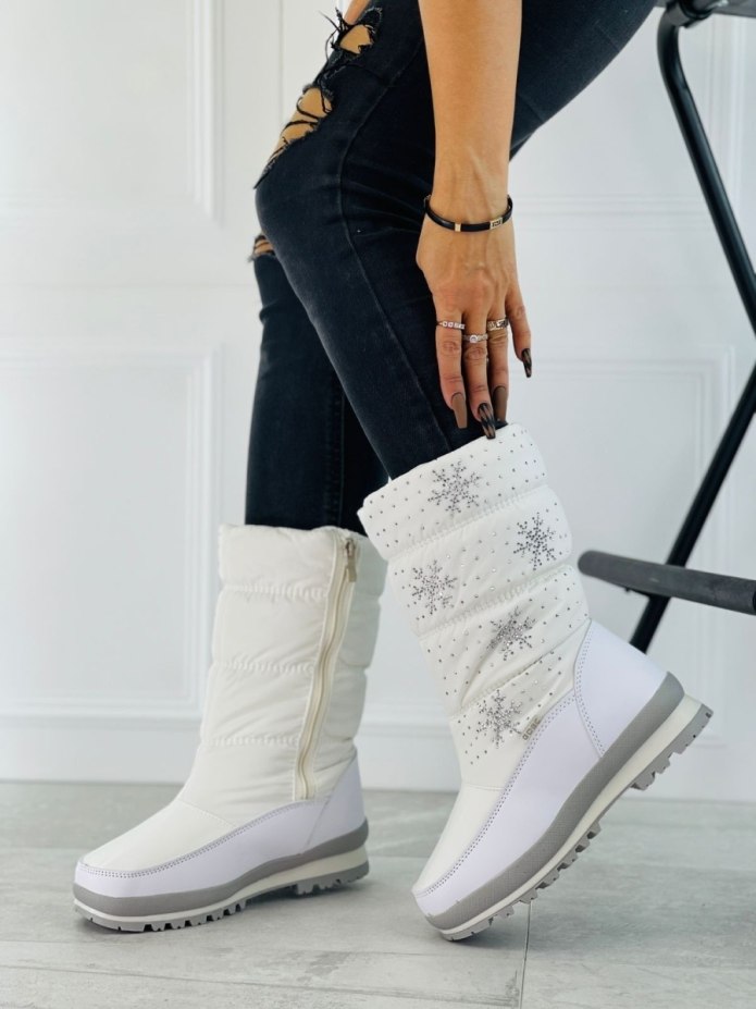 Дутики женские весенние