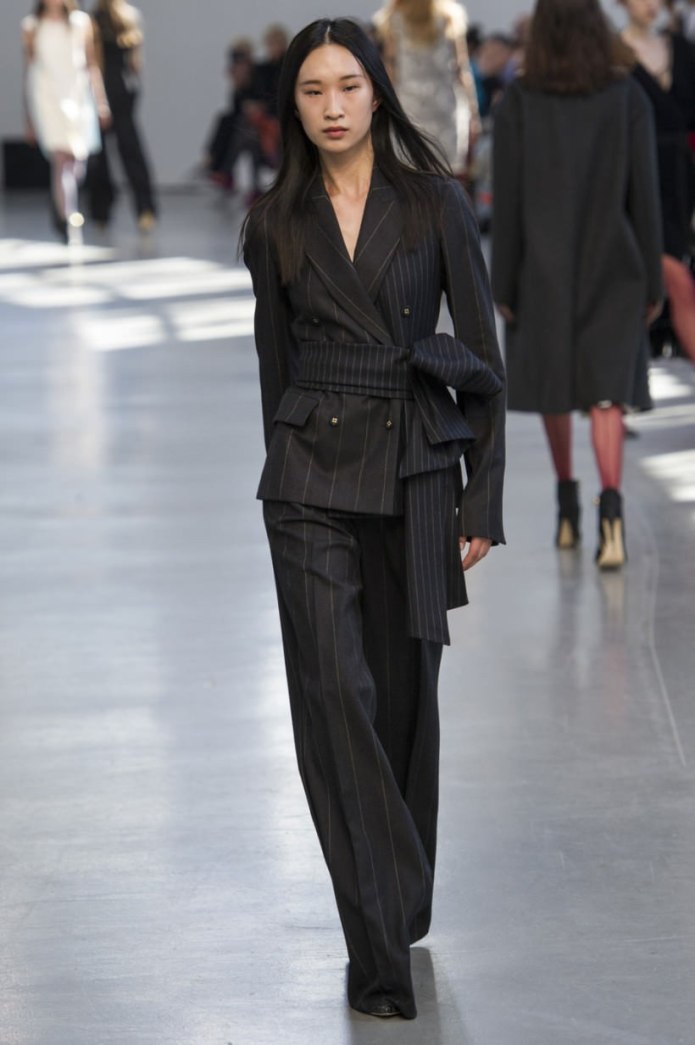 Givenchy брючный костюм 2020