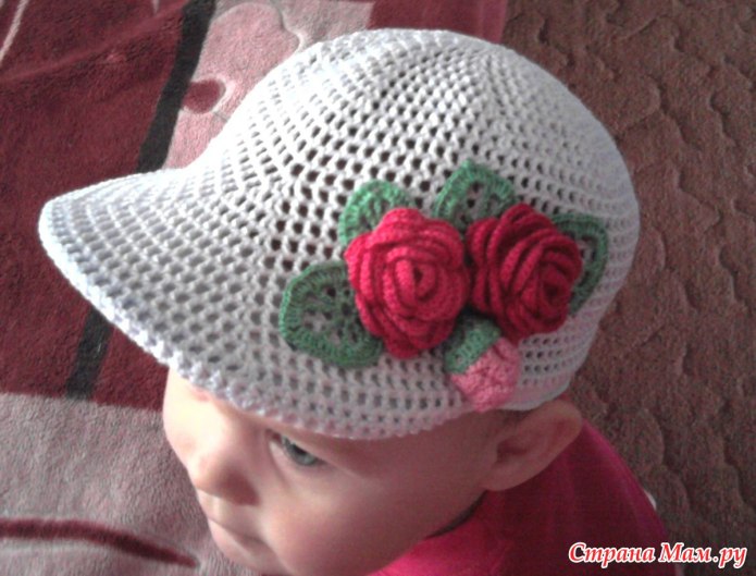 Панамки крючком из ириса