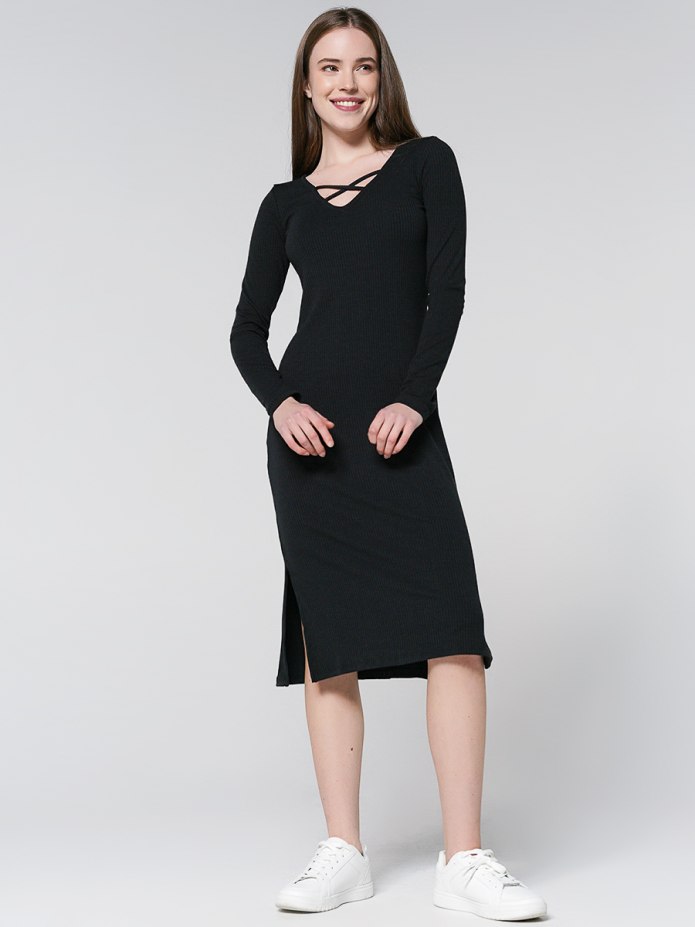 Платье черное