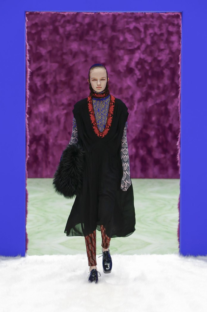 Prada осень зима 2020 2021