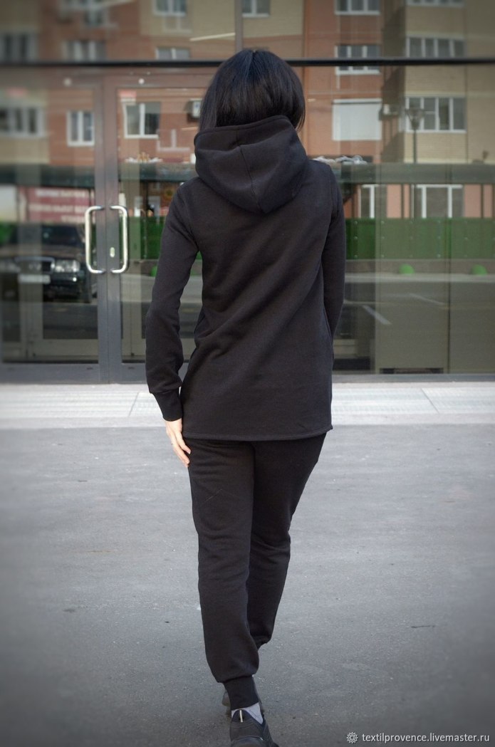 Кожаные брюки Street Style образы