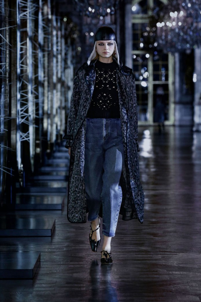 Balenciaga осень зима 2021-2022