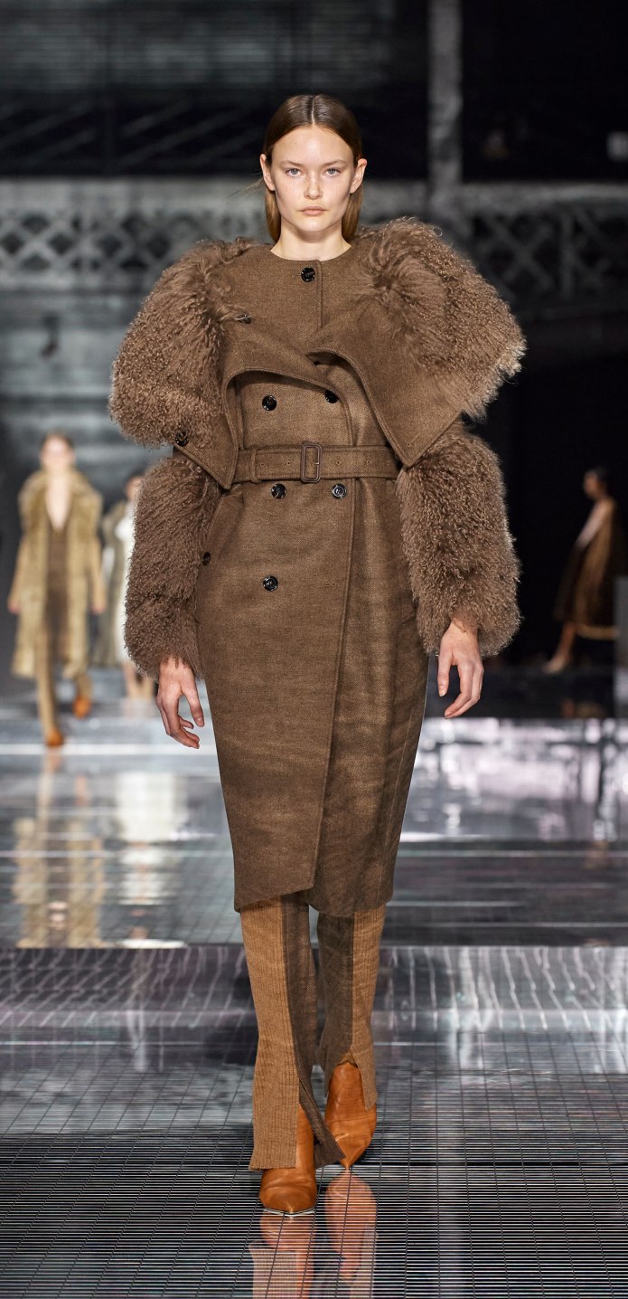 Burberry осень-зима 2020-2021