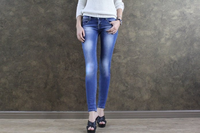 Джинсы American Eagle skinny Kick