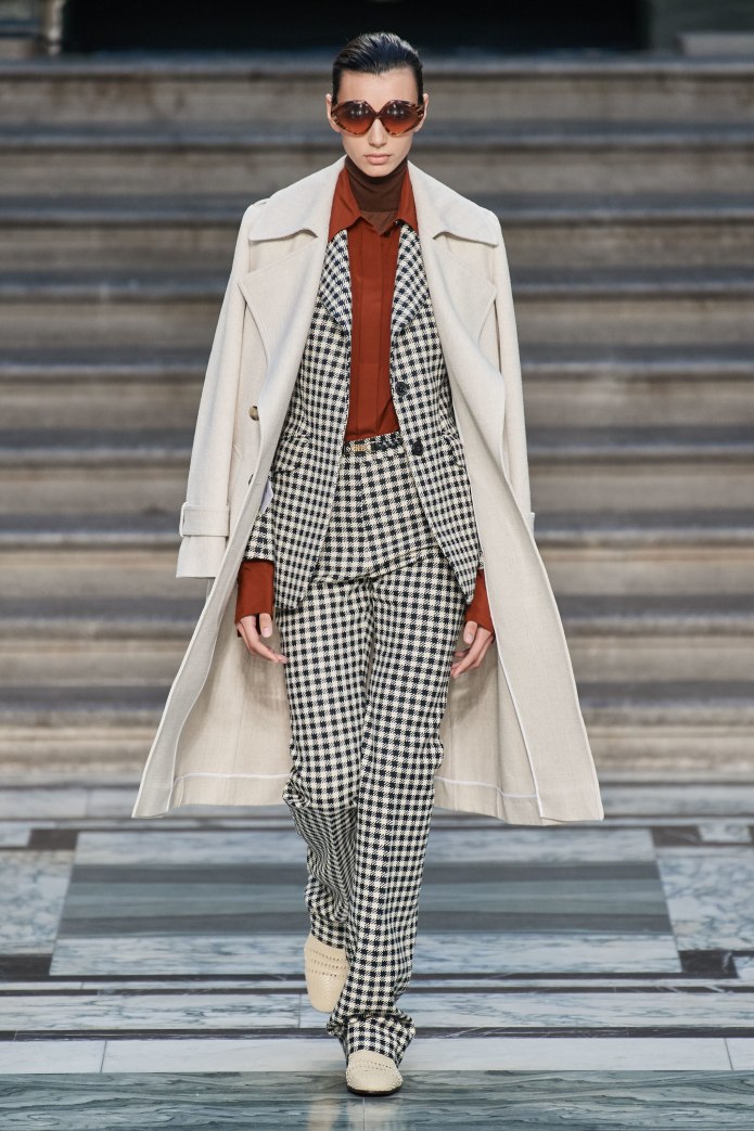 Платья Alexander MCQUEEN 2020