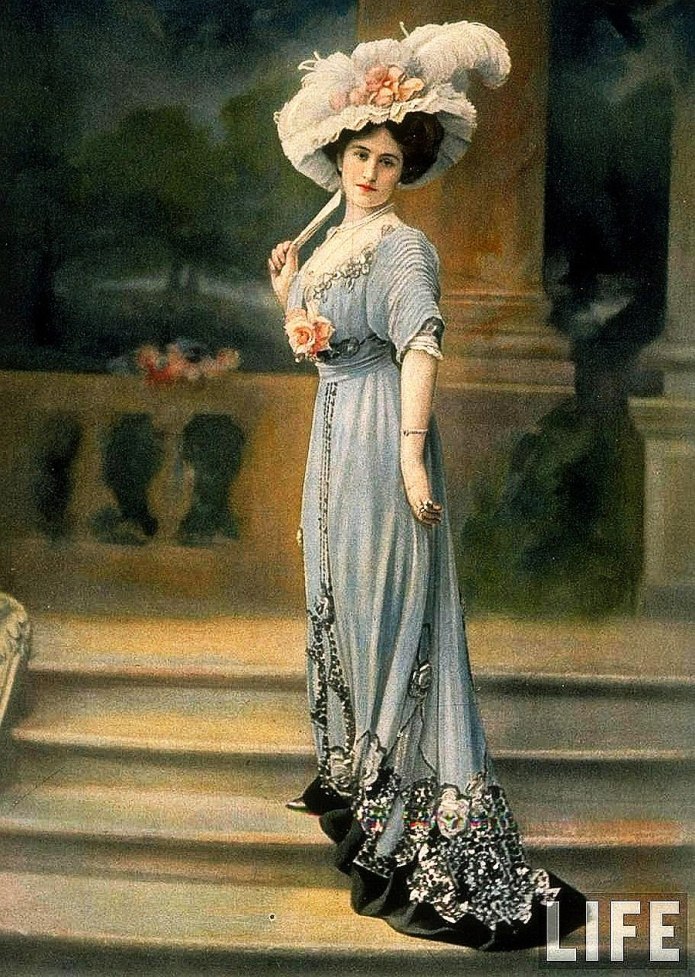 Платья эпохи Модерн 1910