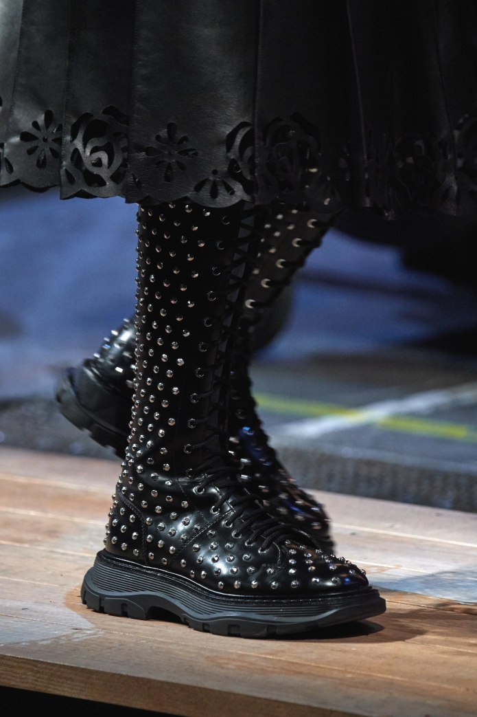Alexander MCQUEEN обувь 2020