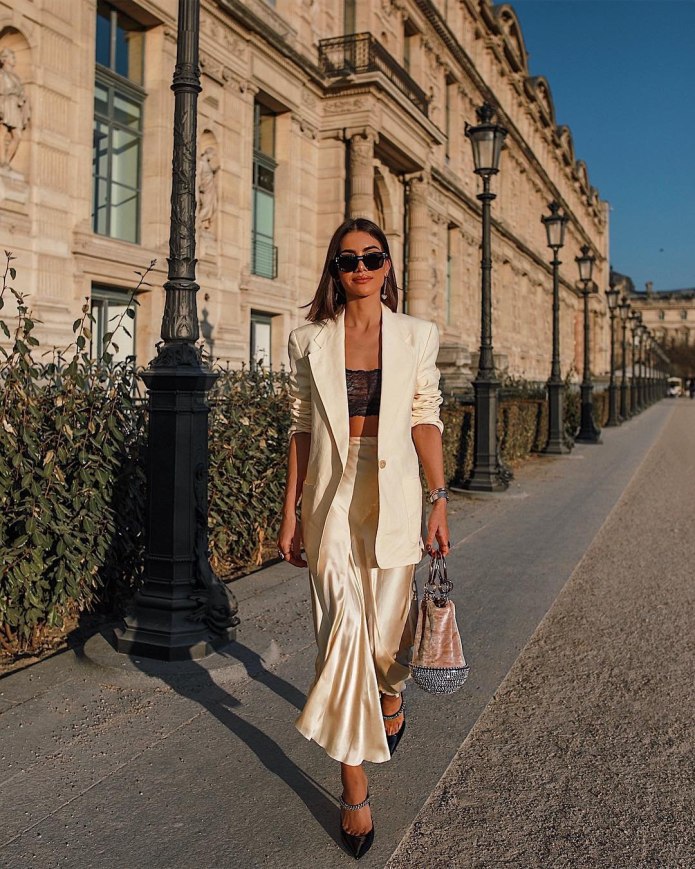 Атласное платье комбинация Maxi boohoo