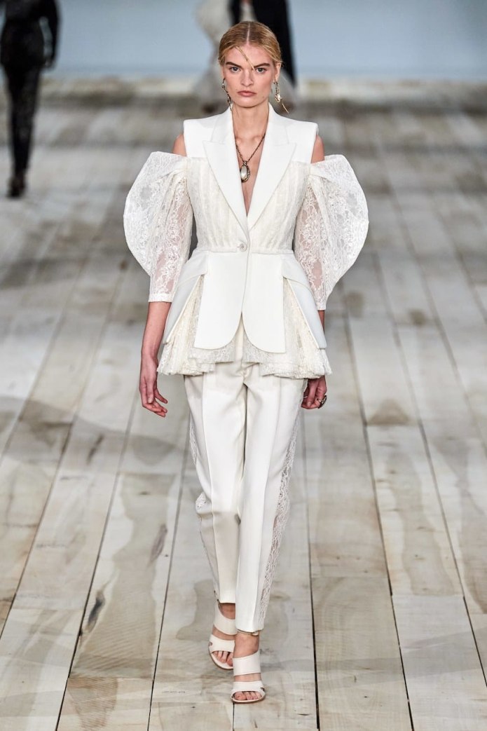 Alexander MCQUEEN Весна-лето 2020
