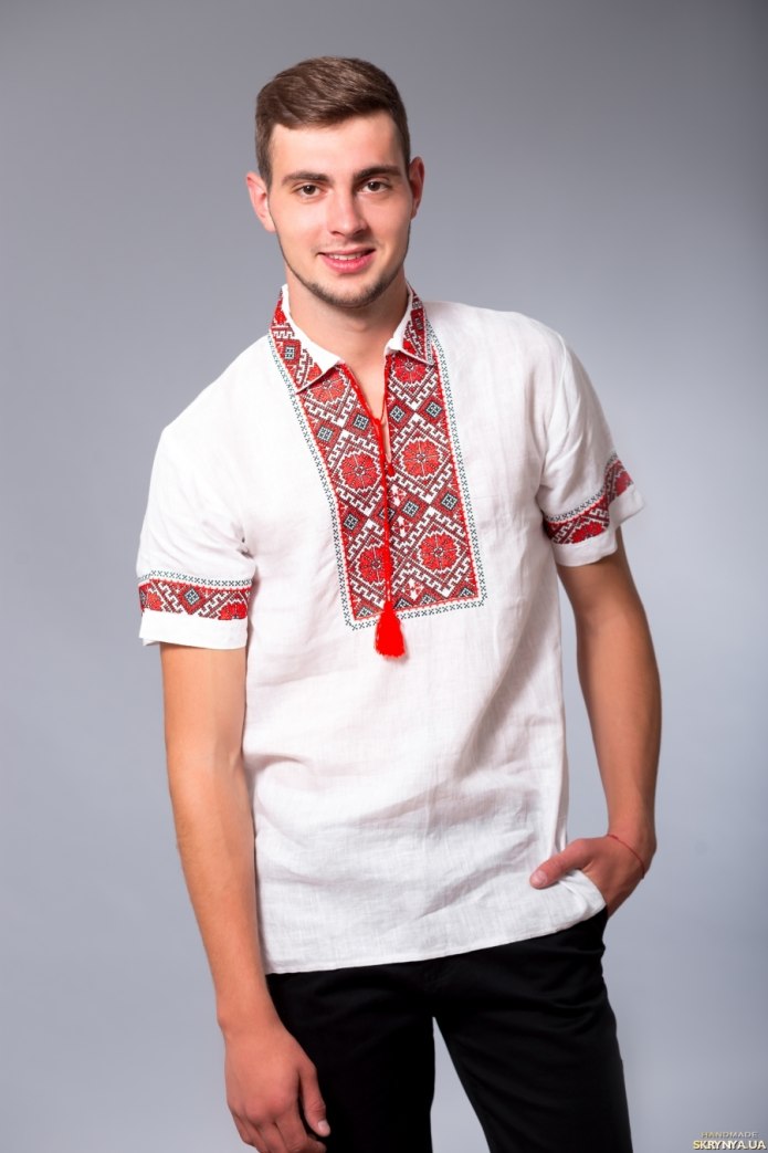 Вышиванки мужские