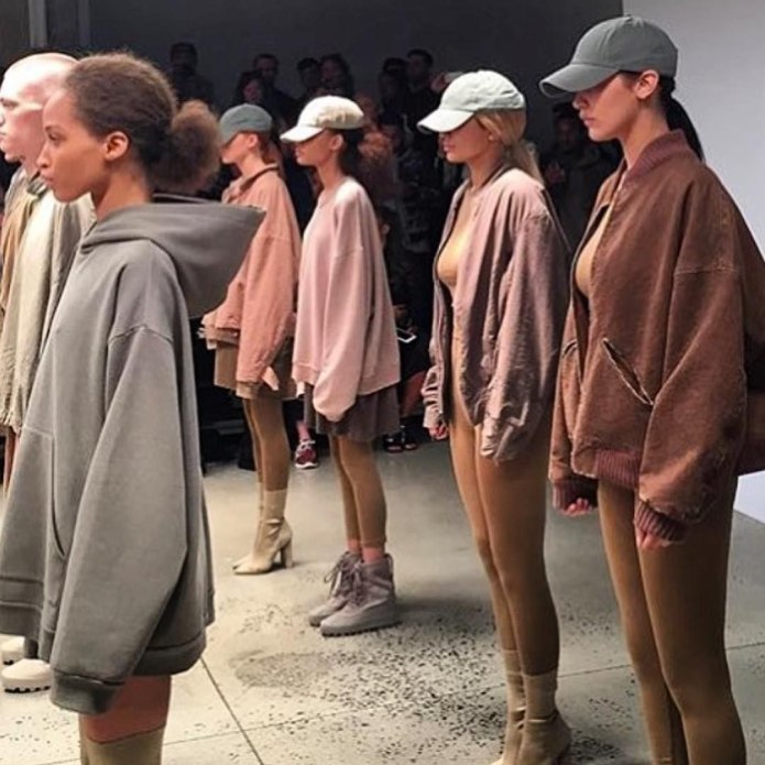 Yeezy показ Season 1