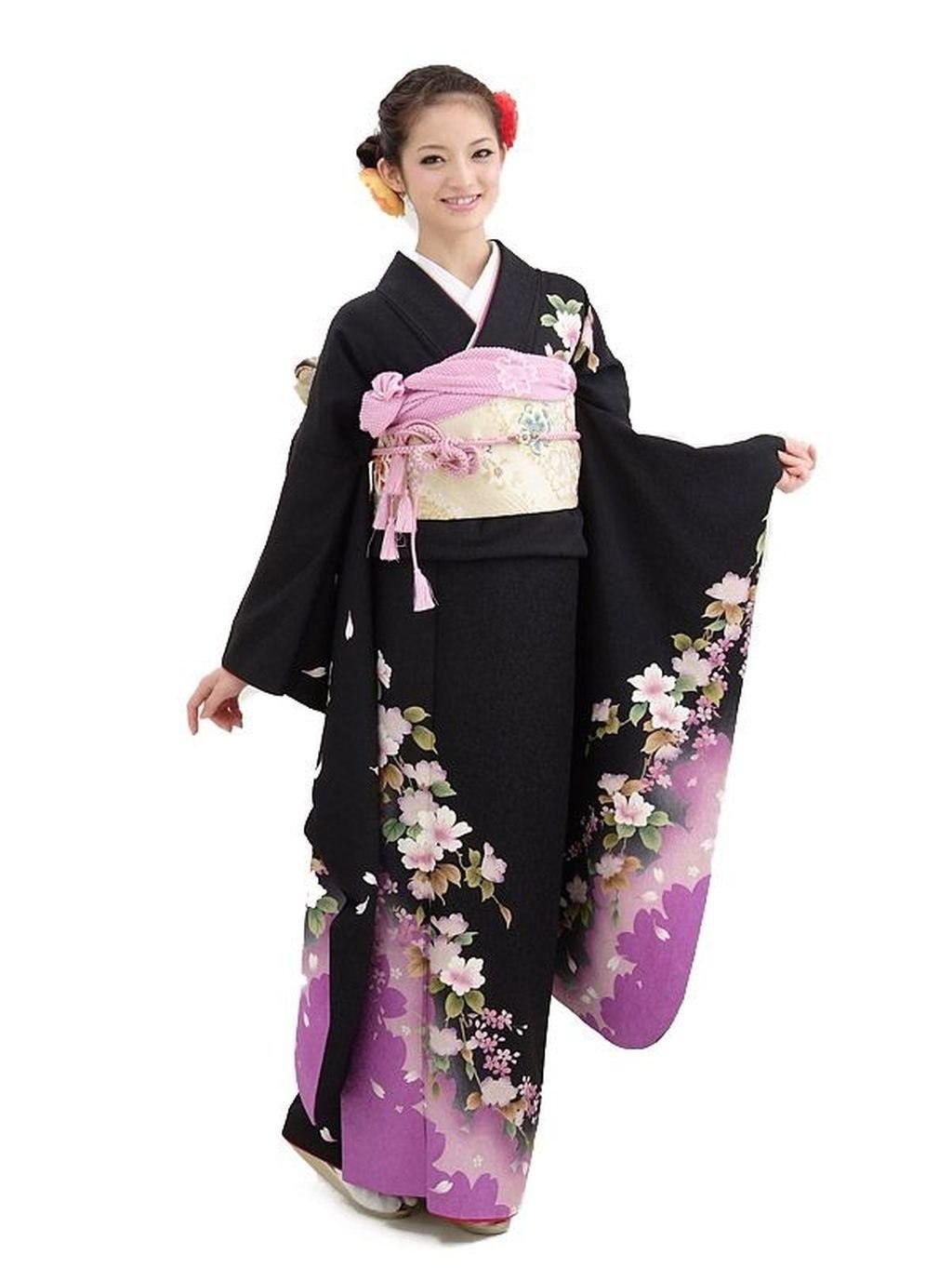 Японское кимоно. Кимоно японское фурисодэ. Япония гейши кимоно юката. Фурисодэ кимоно черное. Хон фурисодэ.