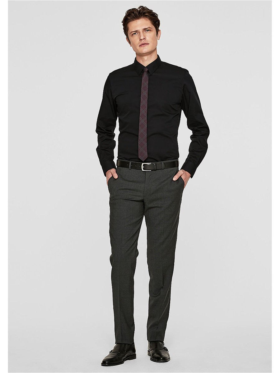 Черная рубашка серые брюки мужские