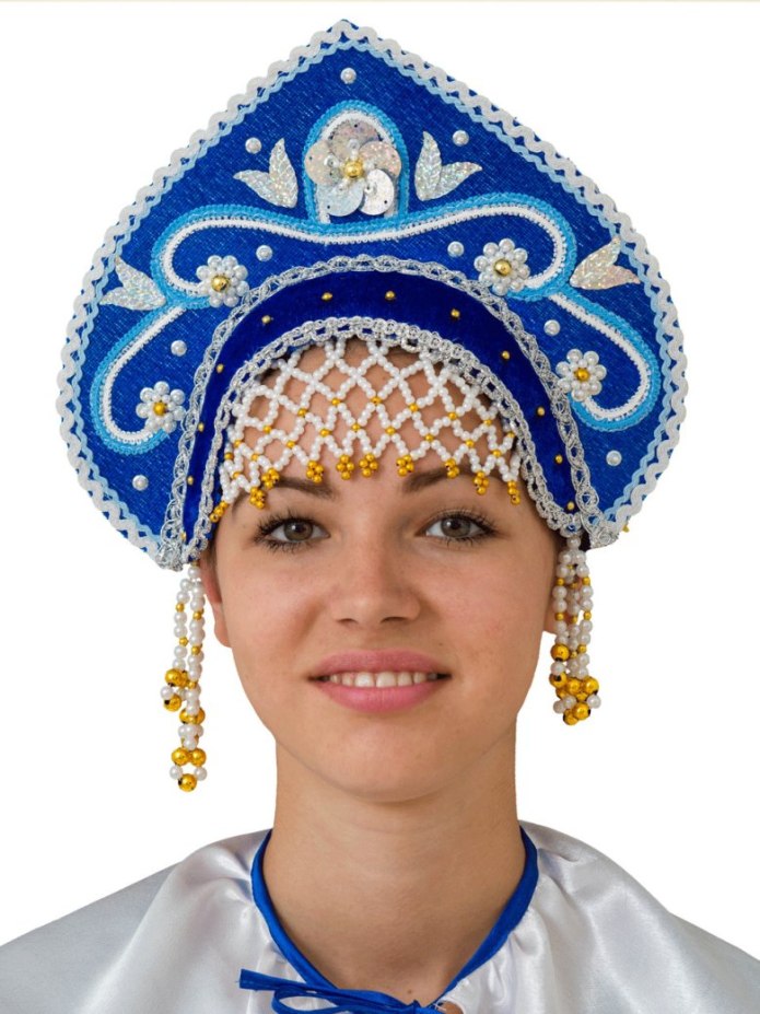Кокошник русский народный
