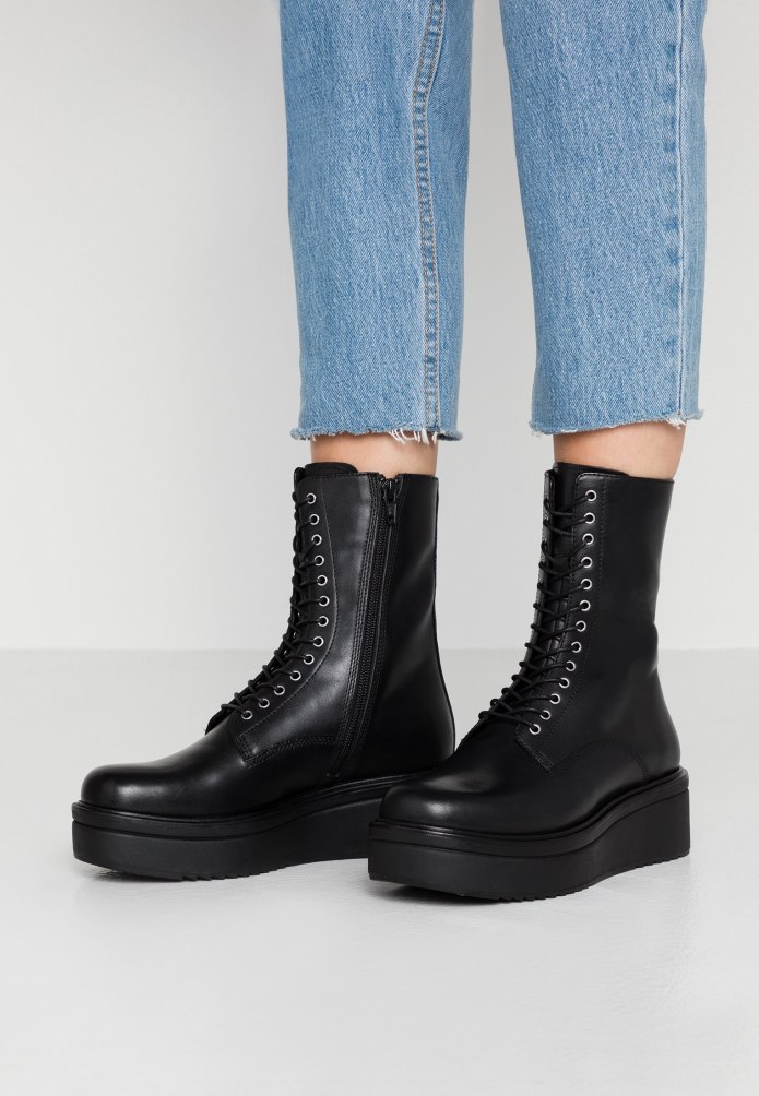 Вагабонд Chunky Boots