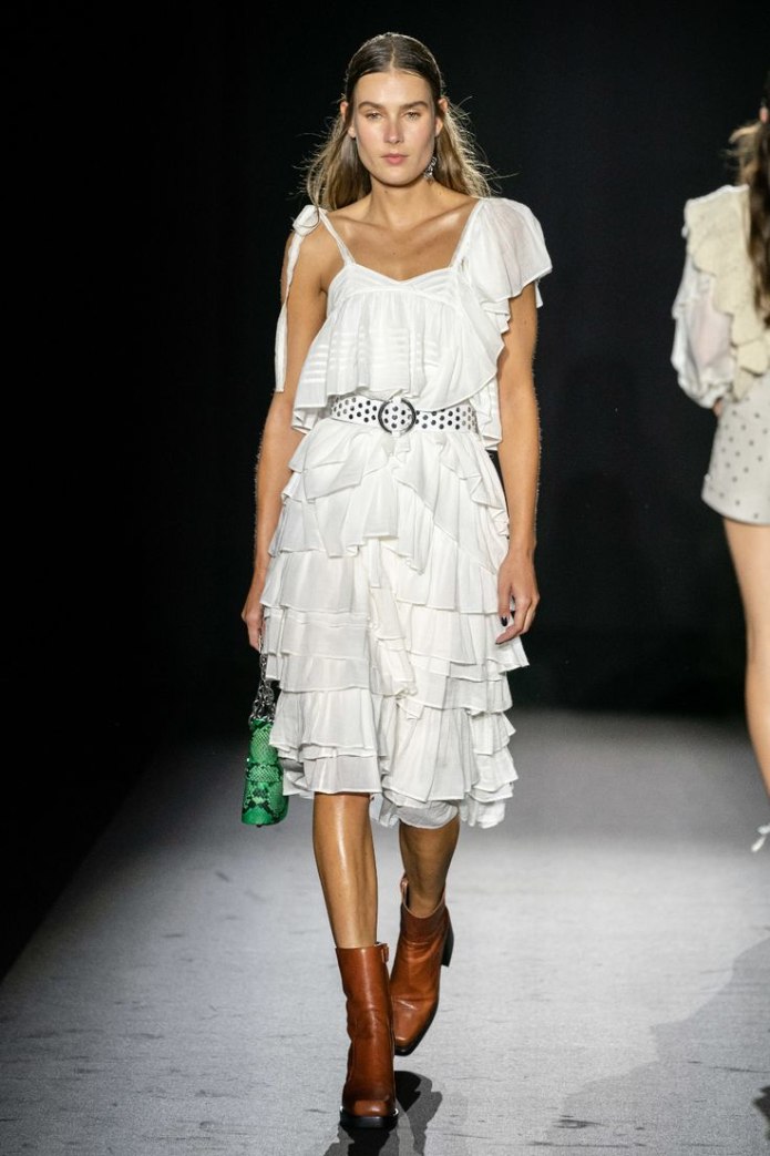 Chloe ss2002