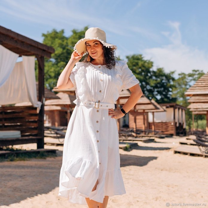 Платье из муслина для полных