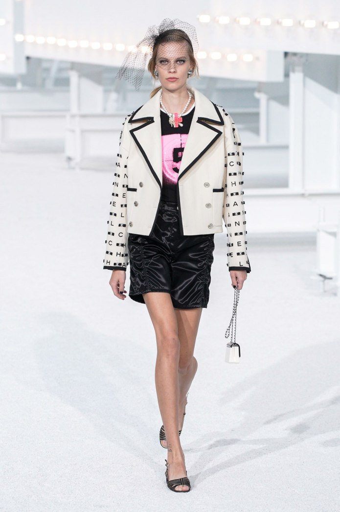 Твидовый жакет Chanel 2021