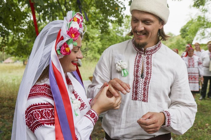 Народный костюм в современном стиле