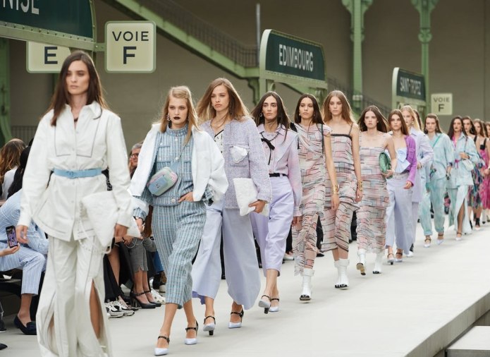 Chanel круизная коллекция 2019