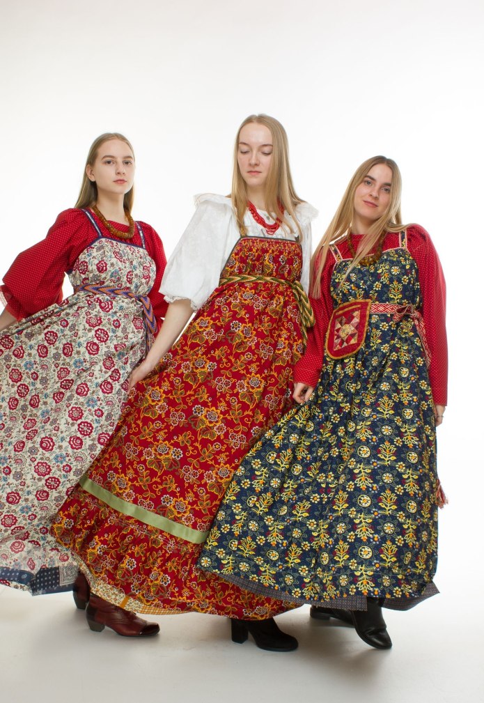 Платье в русском стиле