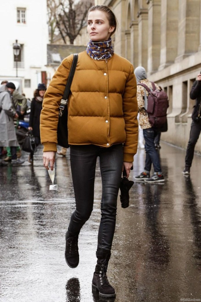 Коричневая куртка Stradivarius
