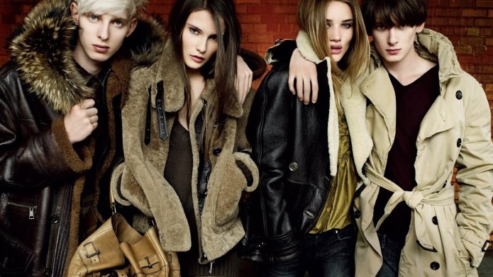 Burberry Prorsum 2011 Кара Делевинь
