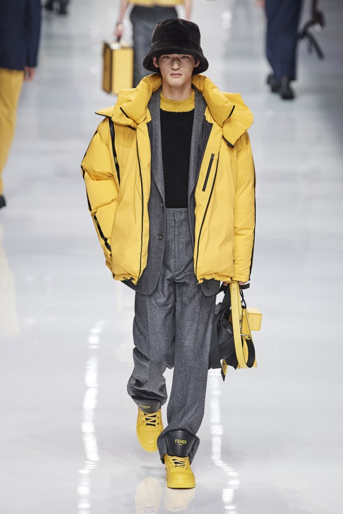 Fendi пуховики 2020-2021