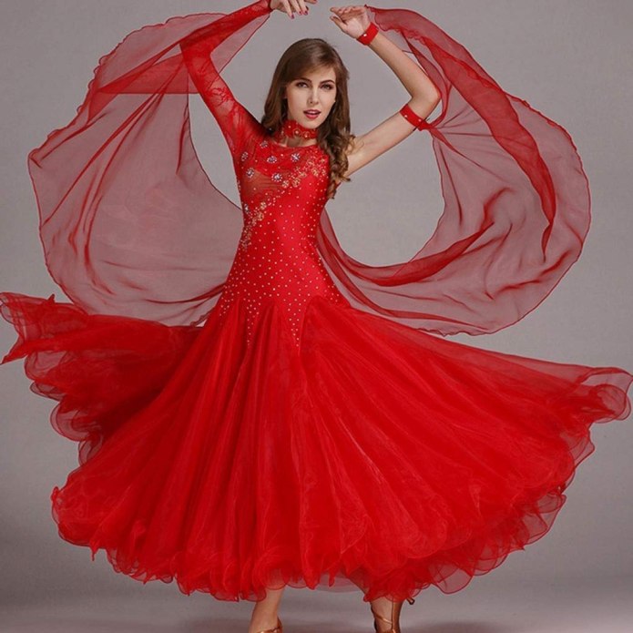 Платье Ball Gown