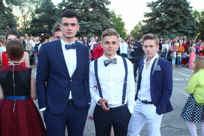Приталенный блейзер мужской