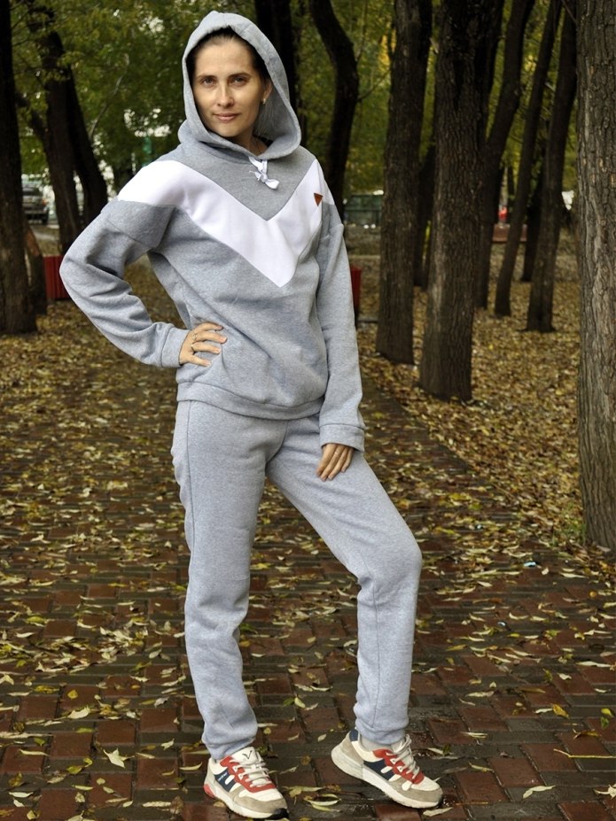 Костюм теплый с начесом adidas женский 2020