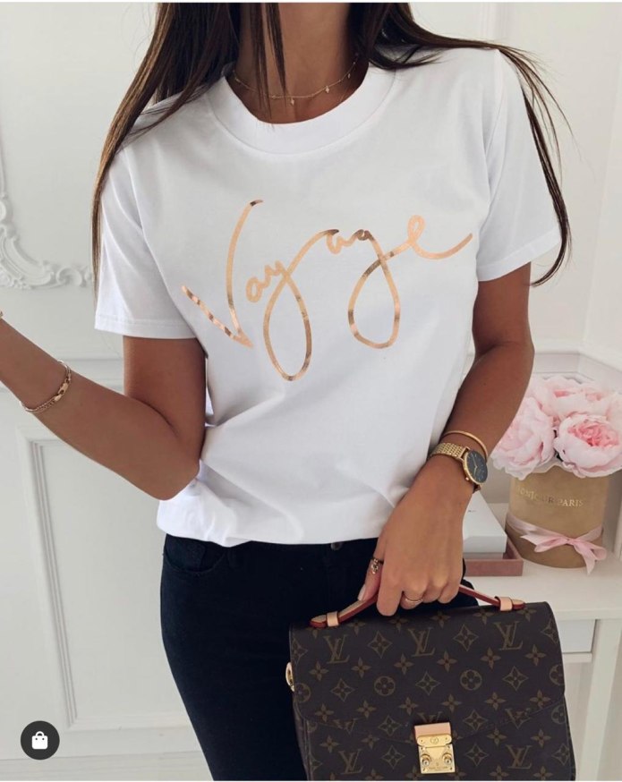 Стильные футболки