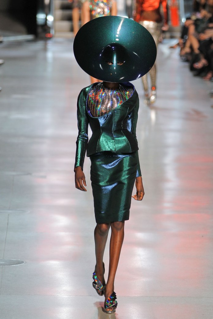 Пако Рабан Fashion