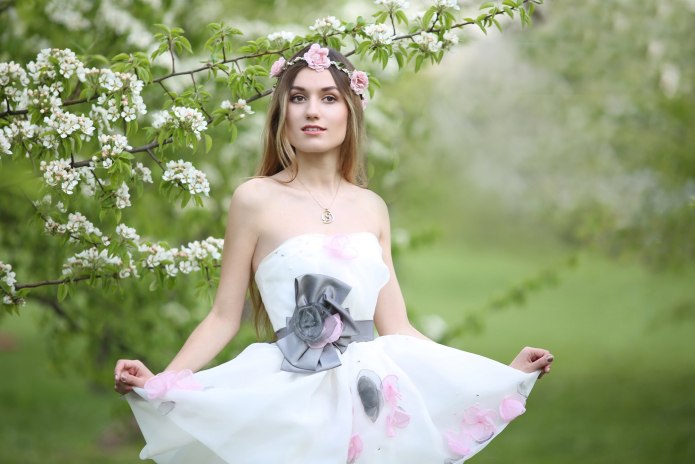 Фотосессия в цветущих садах