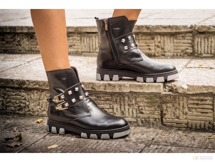 UGG 2019-2020