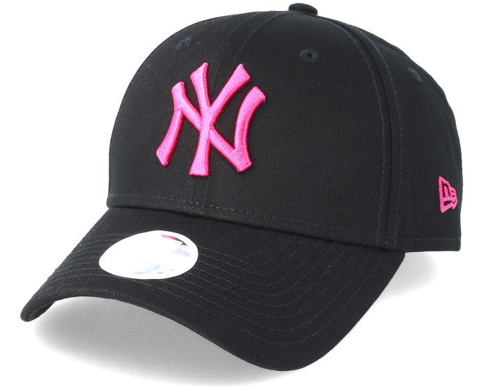 New era NY 9forty cap in Black women