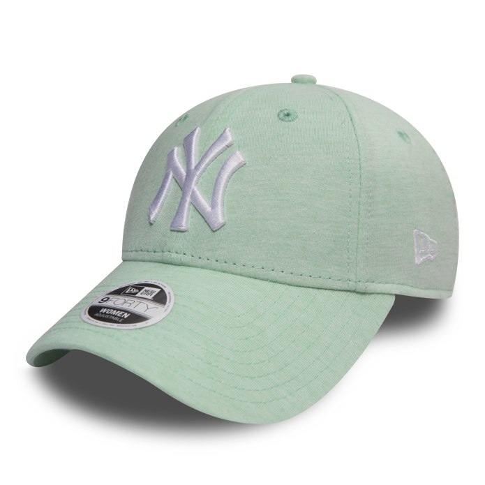 Зеленая кепка New era