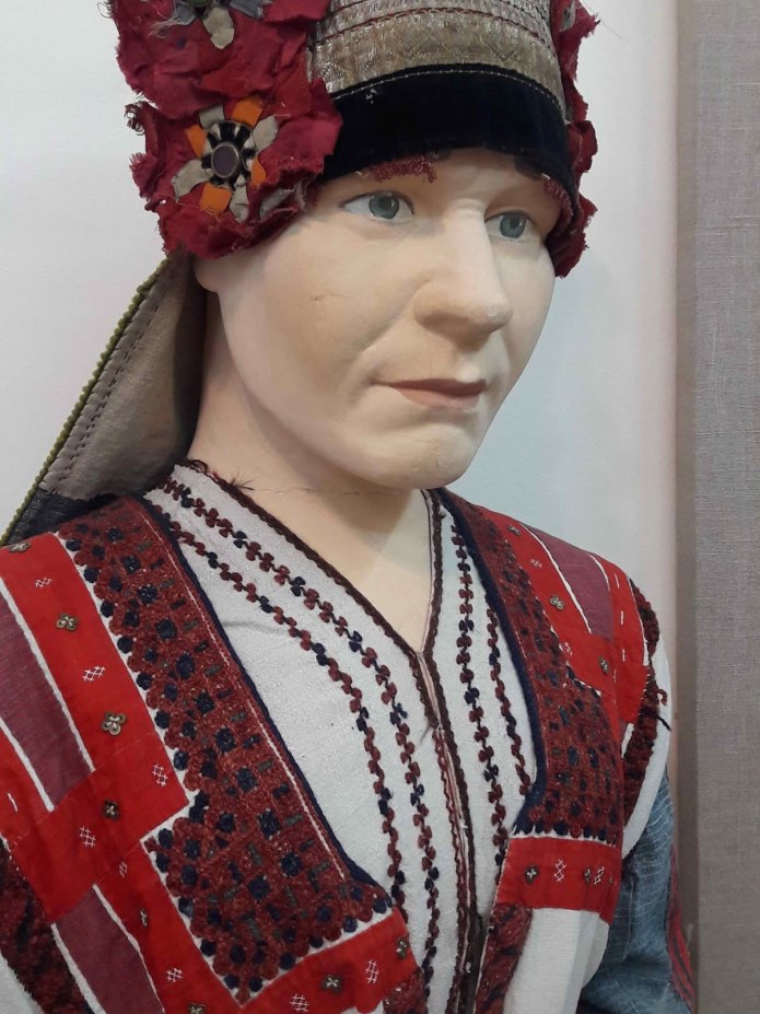 Этнографический музей головные уборы