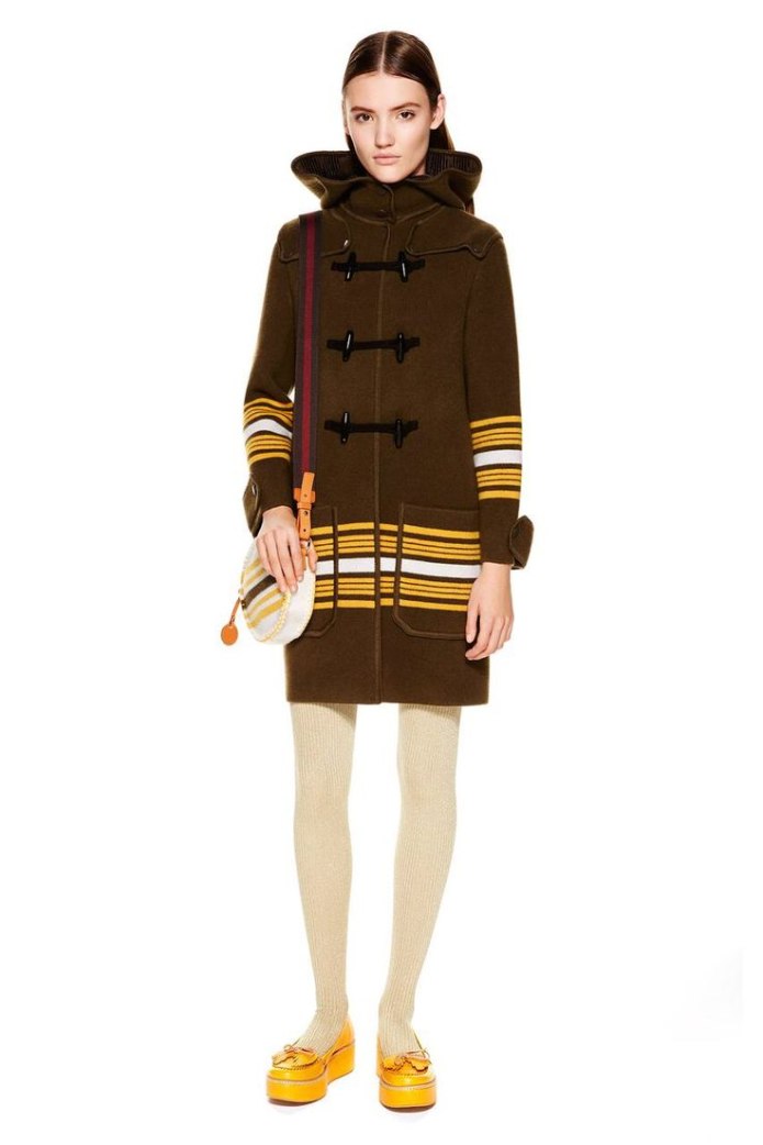 Дафлкот Burberry укороченный